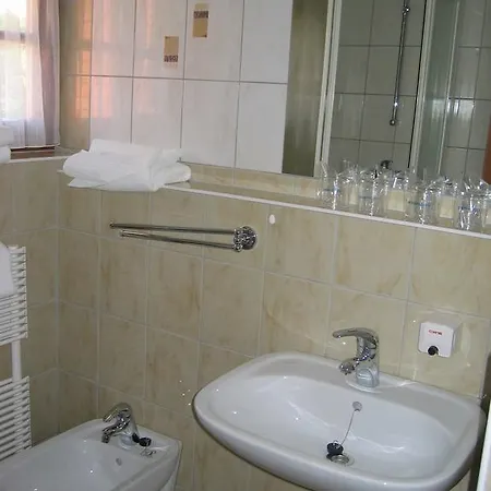 Turisticna Kmetija Cebelji Gradic Apartment Rogasovci Room photo