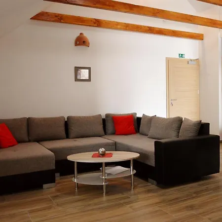 Turisticna Kmetija Cebelji Gradic Apartment Rogasovci Exterior photo