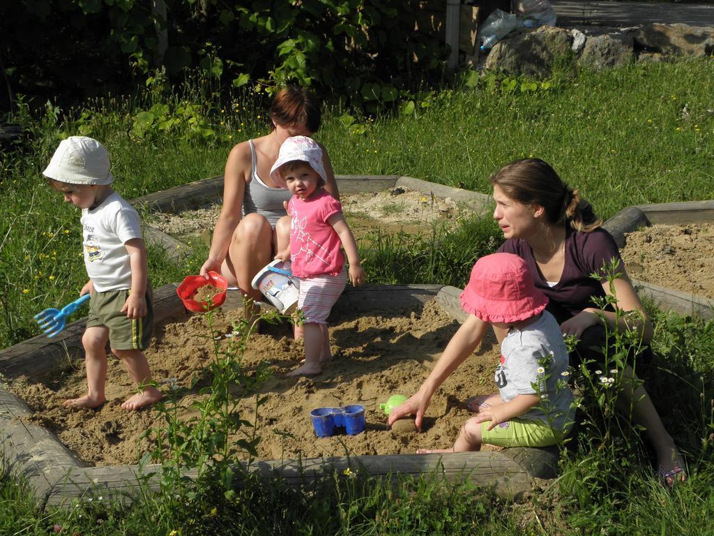 Turisticna Kmetija Cebelji Gradic * Rogasovci
