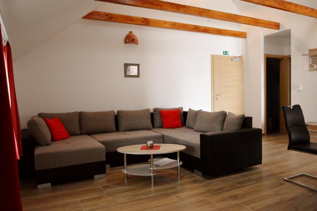 Apartment Turisticna Kmetija Cebelji Gradic Rogasovci